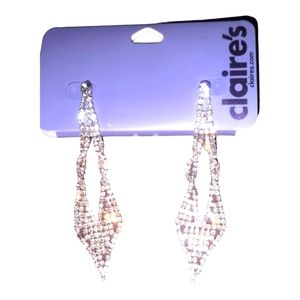 Claire's danging beautiful blinged out earrings